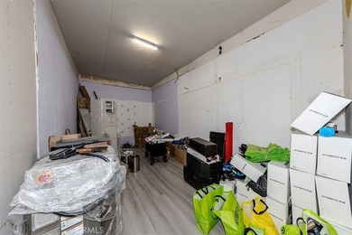 Located in a highly visible commercial district in Huntington - photo 27