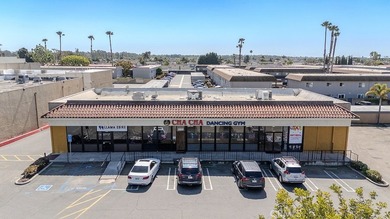 Located in a highly visible commercial district in Huntington - photo 30