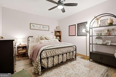 LAKE LANIER LIVING AT ITS FINEST! This beautifully renovated - photo 48