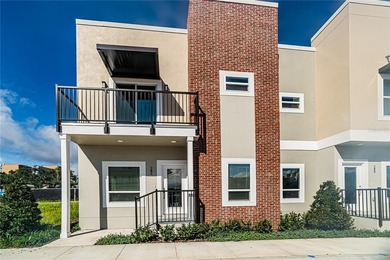 Lake Monroe Townhome/Townhouse For Sale in Sanford Florida