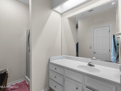 Welcome to this beautifully maintained 3-bedroom patio home - photo 22
