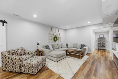 GOLF COURSE BEAUTY! This Exquisite Emery 1.5 Story by James - photo 25
