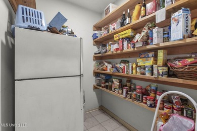 Welcome to this beautifully maintained 3-bedroom patio home - photo 36