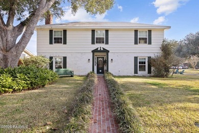 Vermilion River - Lafayette Parrish Home For Sale in Lafayette Louisiana