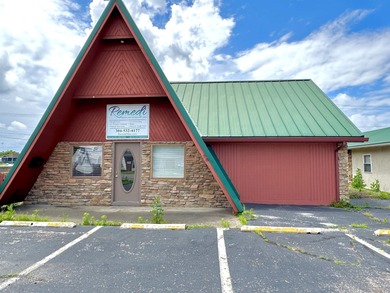 PRICE REDUCED! Prime Commercial Property in Growing Business
