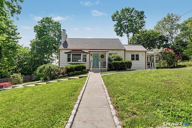 Fully remodeled with top-of-the-line finishes throughout, this - photo 1