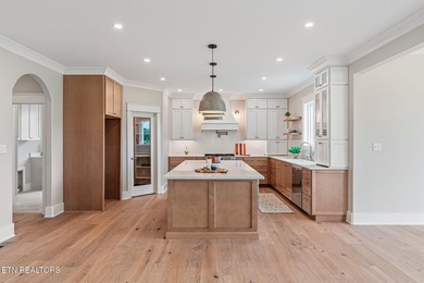 Introducing Magnolia Manor, an exclusive boutique community in - photo 15