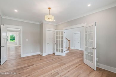 Introducing Magnolia Manor, an exclusive boutique community in - photo 34
