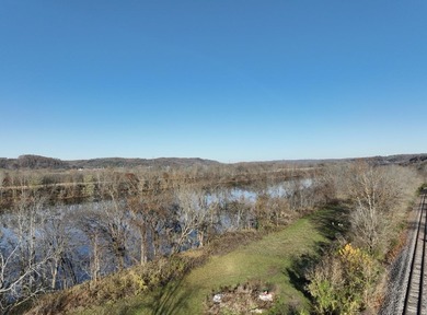 Kanawha River Acreage For Sale in Leon West Virginia