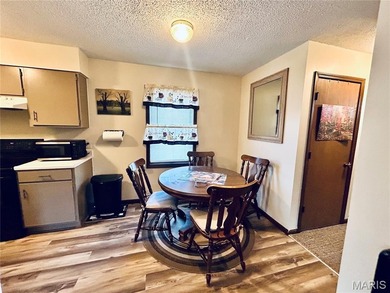 Beautiful 20-Unit All-Brick Apartment Complex Overlooking