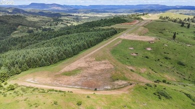 Nestled in Oregon's scenic Umpqua Valley, this extraordinary 2 - photo 11