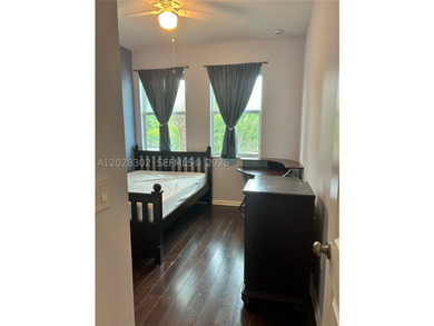 Beautiful waterfront townhouse located in the highly desirable - photo 30