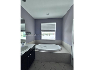 Beautiful waterfront townhouse located in the highly desirable - photo 46