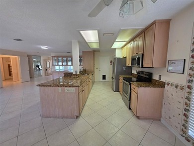 Timber Pines Golf Course Home 2 Bedrooms 2 Full Bathrooms And A - photo 8