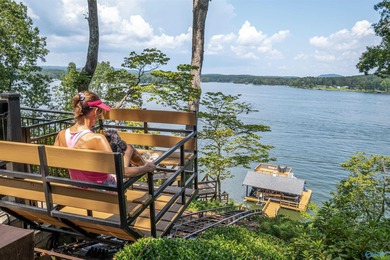 This gorgeous 2-story home w/spectacular waterfront views of - photo 9