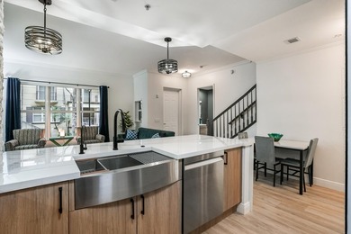 Remodeled & 'FURNISHED' townhome on the main promenade at Wilton - photo 11