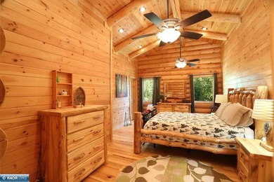 Lake Vermilion Log Home: Rare South Facing 3+BR, 3 BA, Like New - photo 15