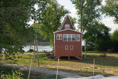 This 23.02+/- acre property sits directly along the Mississippi - photo 7