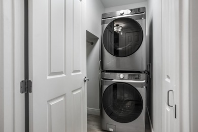 Remodeled & 'FURNISHED' townhome on the main promenade at Wilton - photo 32