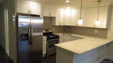 There is a major price reduction on this must-sell property - photo 3