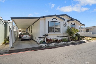Welcome to coastal living at its best in this beautifully - photo 2