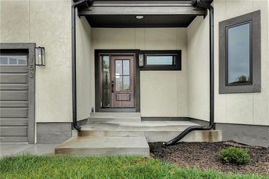 Dreaming of a high-quality lake home? Come see The Retreat - a - photo 4