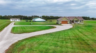 (private lake, pond, creek) Home For Sale in Freeman Missouri