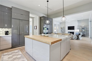 Introducing 725 Harbour Drive, ultimate luxury, situated in the - photo 11