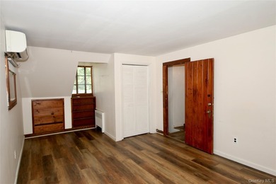 Welcome to this charming 4 bedroom, 2 bath Cape, ideally located - photo 17