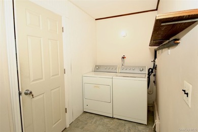 Welcome to this charming 4 bedroom, 2 bath Cape, ideally located - photo 19