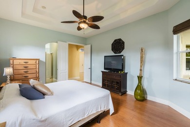 Custom-built 4-bedroom, 3.5 bathroom plus a den pool home - photo 28