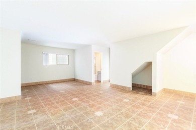 Now vacant and move-in ready, the property can be optionally - photo 37