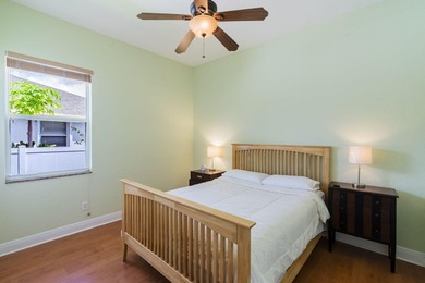 Custom-built 4-bedroom, 3.5 bathroom plus a den pool home - photo 38