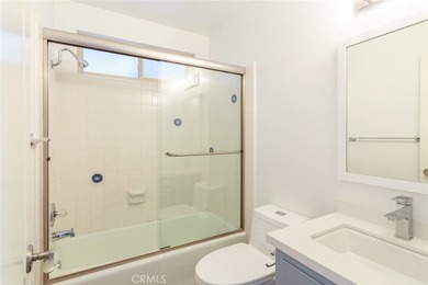 Now vacant and move-in ready, the property can be optionally - photo 39
