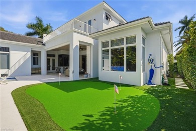 Introducing 725 Harbour Drive, ultimate luxury, situated in the - photo 40