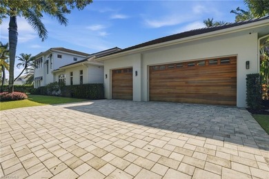 Introducing 725 Harbour Drive, ultimate luxury, situated in the - photo 42