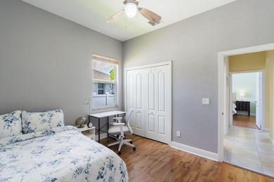 Custom-built 4-bedroom, 3.5 bathroom plus a den pool home - photo 42