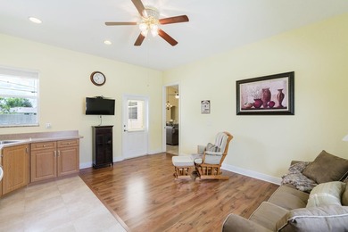 Custom-built 4-bedroom, 3.5 bathroom plus a den pool home - photo 49