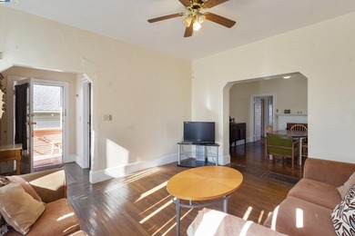 Classic Fixer with Endless Potential in Fruitvale! This home - photo 8