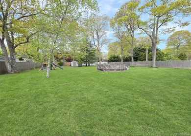 Beautiful Ranch home on a Large 1/2 arce property with mature - photo 2