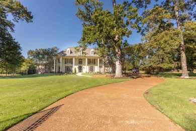 (private lake, pond, creek) Home For Sale in Collierville Tennessee