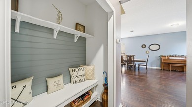 Located on a quiet cul-de-sac in the sought-after Heritage - photo 25