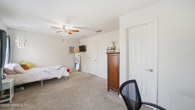Located on a quiet cul-de-sac in the sought-after Heritage - photo 38