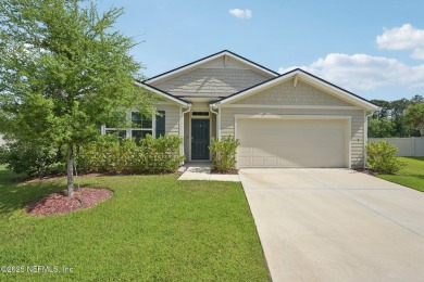Lake Home For Sale in Green Cove Springs, Florida