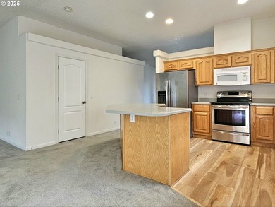 Welcome to your new luxury lifestyle in the luxurious Emerald - photo 8