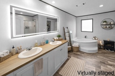 Welcome to this beautiful 2022 mobile home, offering peace of - photo 20