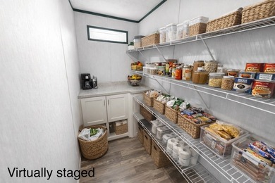 Welcome to this beautiful 2022 mobile home, offering peace of - photo 23