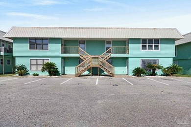 2/2 CONDO ONLY $305K - NEWLY RENOVATED - 9% NET ROIPUBLIC BEACH - photo 3