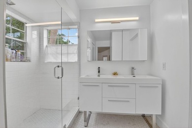 2-bedroom, 2-bathroom townhome is located in the highly - photo 23