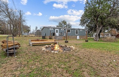 Welcome to this beautiful 2022 mobile home, offering peace of - photo 25